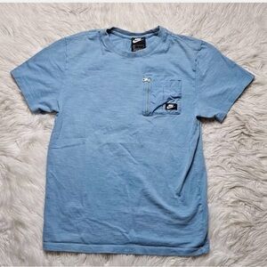 Nike Men's Light Blue Pocket Tee
